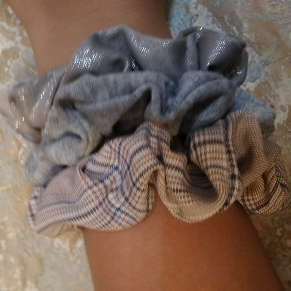 Silver, gray, and pattern scrunchie set